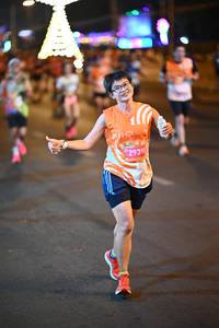 BIB: 29395
                            <button type="button" onclick="openModal(23228224)" class="btn btn-primary btn-sm float-right btn-popup" data-toggle="modal" data-target=".modal-high-quality">
                        <i class="fas fa-shopping-cart"></i> Add to Cart
                    </button>
                                            <button type="button" onclick="isThisMe(23228224, true)" class="btn btn-success btn-sm float-right btn-popup btn-isme hidden" data-toggle="tooltip" data-placement="bottom" title="นี่คือรูปของคุณใช่ไหม คลิกที่นี่เพื่อเอาเข้าอัลบั้ม">
                        <i class="fas fa-plus"></i> Add to album
                    </button>
                    <button type="button" onclick="isThisMe(23228224, false)" class="btn btn-warning btn-sm float-right btn-popup btn-isnotme hidden">
                        <i class="fas fa-ban"></i> Remove from album
                    </button>